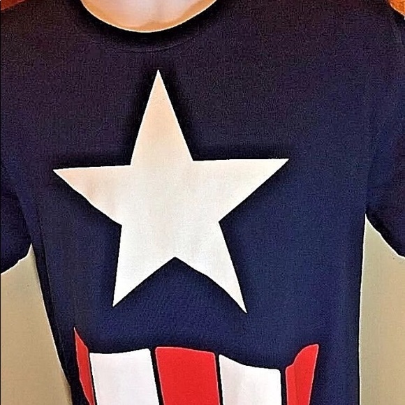Marvel Other - new w tags captain America Marvel comic T-shirt L